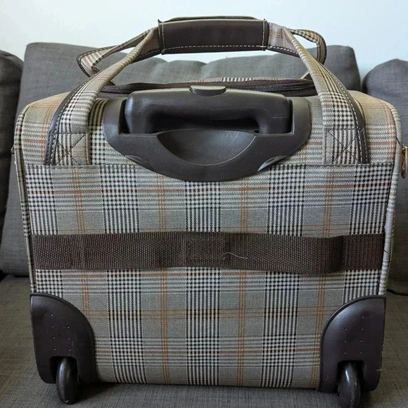 London Fog Braintree Style 1330 2 Wheel Under Seat Travel Luggage Plaid - Picture 7 of 11